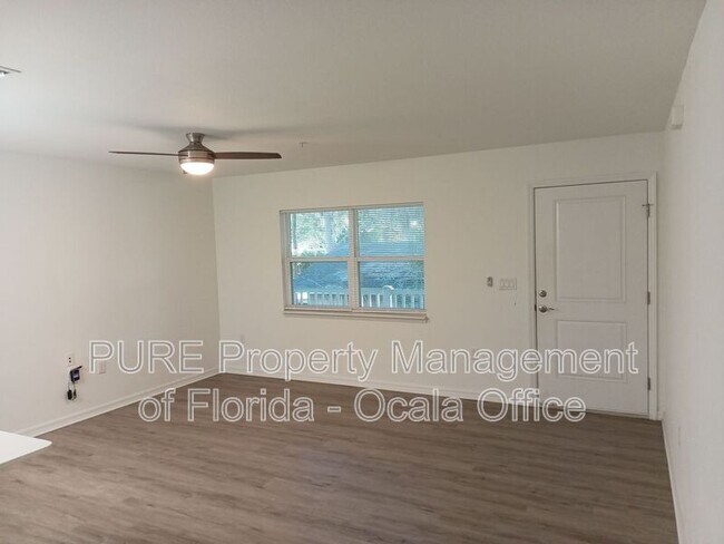 Foto del edificio - 318 NE 7th Terrace