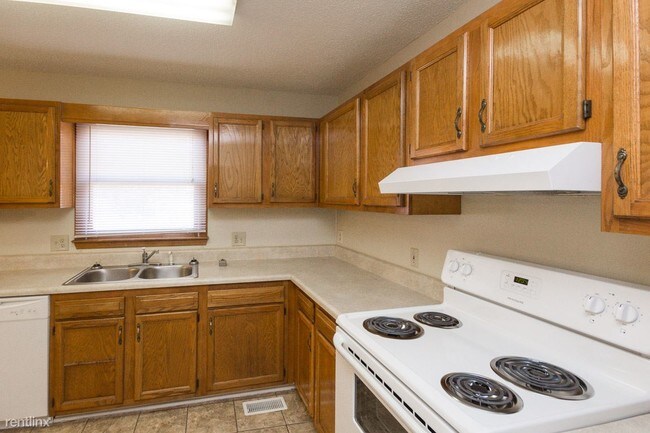 Building Photo - 3 br, 2 bath House - 1386 Blair St