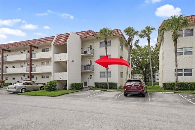 Building Photo - 361 S Hollybrook Dr