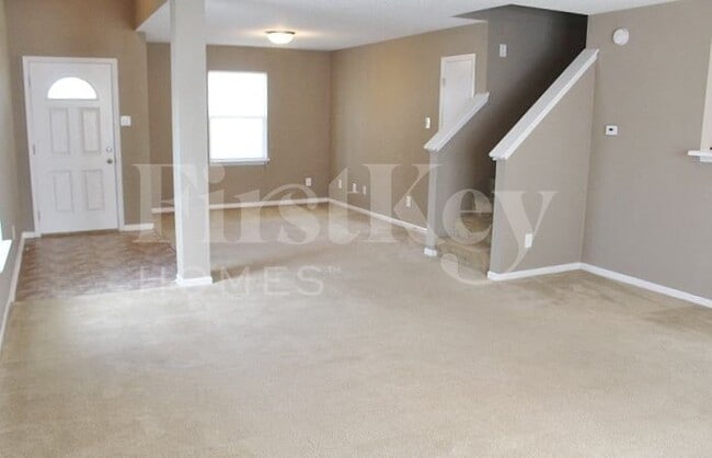 Building Photo - 920 Indigo Dr