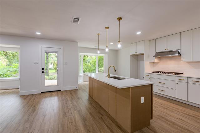 Foto del edificio - 2849 Reedcroft Dr