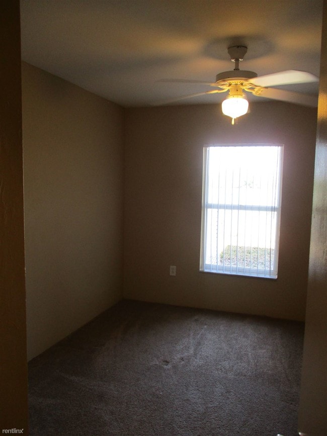 Building Photo - 10700 Clear Lake Loop