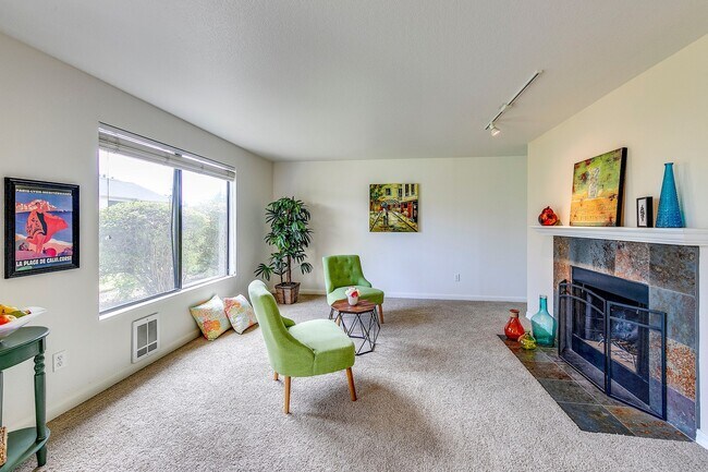 Foto del edificio - Ground floor 2 bed condo in convenient Bre...