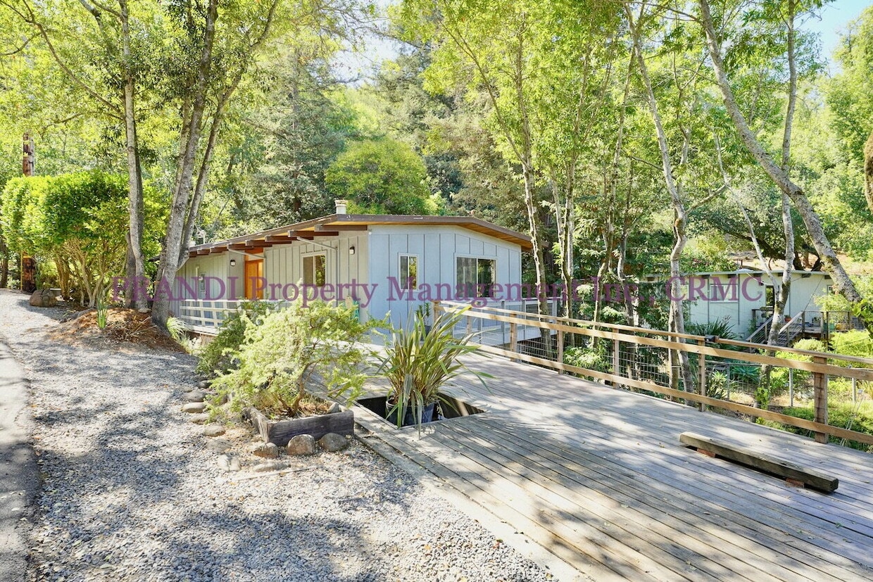 Primary Photo - Central San Rafael Hillside Home on Corner...