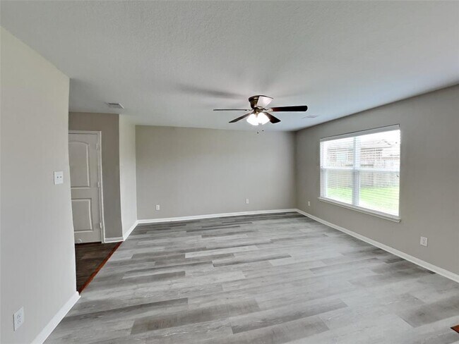Building Photo - 2503 Regatta Ln