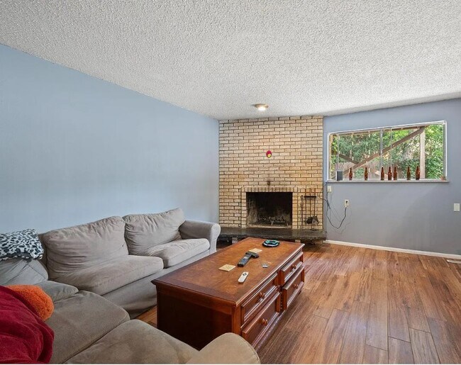 Foto del edificio - 2633 Sherwood Cir