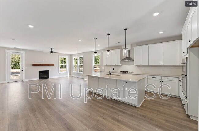 Building Photo - 309 Breakwater Ln
