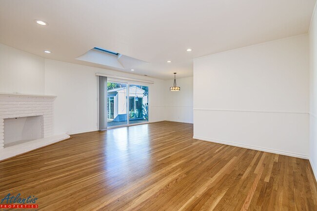 Foto del edificio - Gorgeous Home | Desirable Location