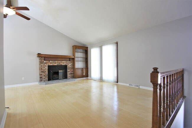 Foto del edificio - Coming Soon! 3 Bedroom / 2 Bath In Bellevu...