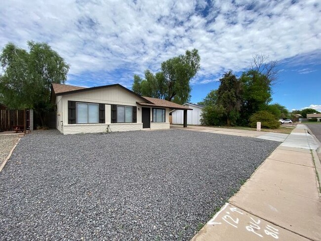 Building Photo - Beautiful, updated home in Chandler!