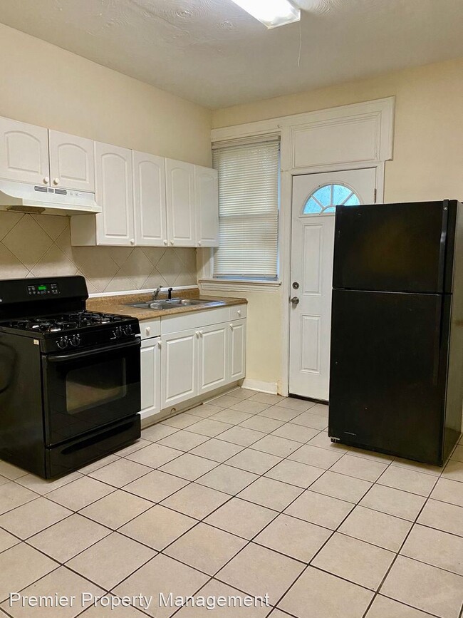 Building Photo - 3 br, 1 bath House - 3022 Brighton Street