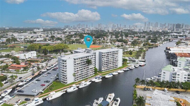 Foto del edificio - 1800 NW 24th Ave