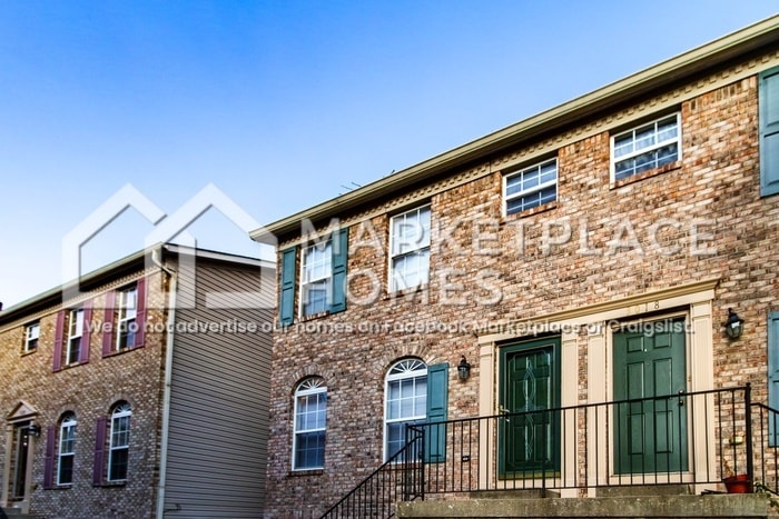 Primary Photo - 3020 Skylar Ln