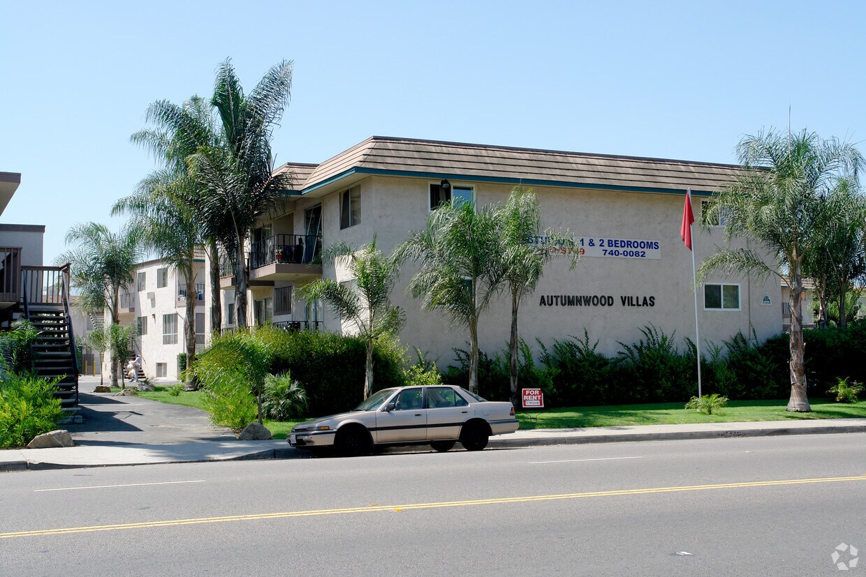 Building Photo - Autumnwood Villas