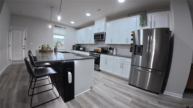 Foto del edificio - 320 Cornett Wy