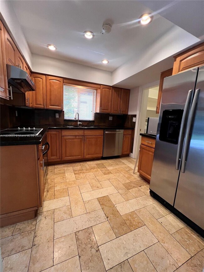 Foto del edificio - 7350 SW 96th St