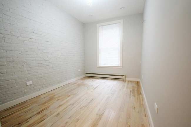 Building Photo - 355 E 62nd St