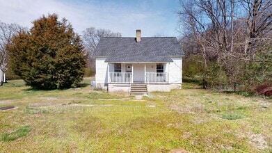 Building Photo - 359 Carney St
