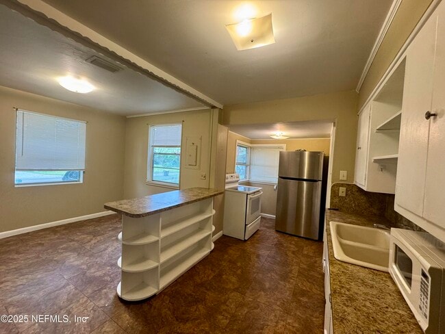 Foto del edificio - 2649 Lake Shore Blvd