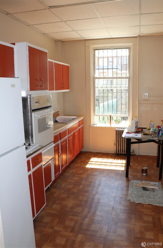 Building Photo - 21-17 41st Street