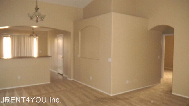 Building Photo - 3 br, 2 bath House - 7118 W KINGMAN ST