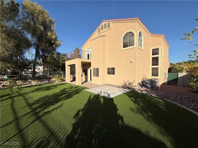 Foto del edificio - 1373 Dragon Rock Dr