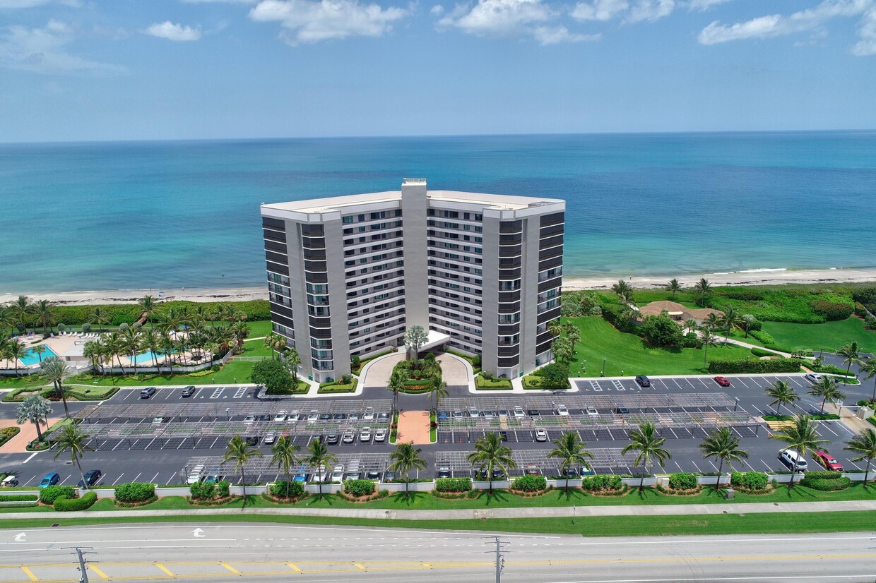 Foto principal - 8880 S Ocean Dr