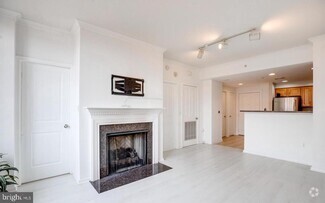 Building Photo - 4490 Market Commons Dr