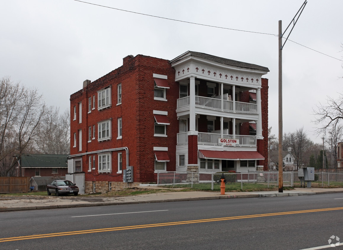 36183620 Troost Ave, Kansas City, MO 64109 Apartments Kansas City