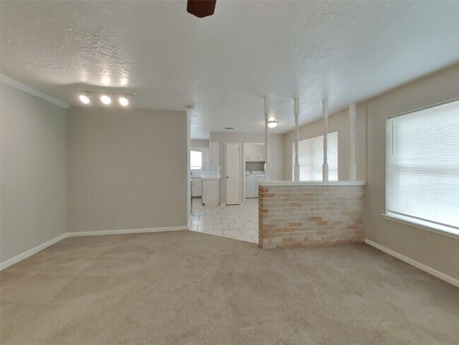 Foto del edificio - 12027 Arrowhead Glen Dr