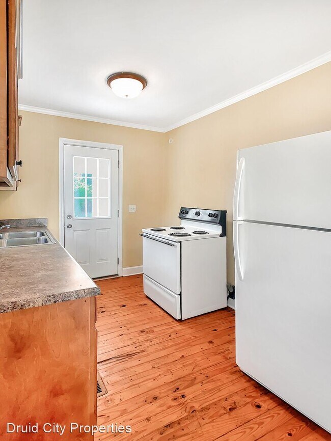 Foto del edificio - 3 br, 1 bath House - 1530 17th Avenue East