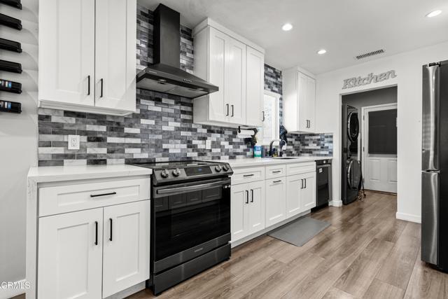 Building Photo - 12827 Sylvan St