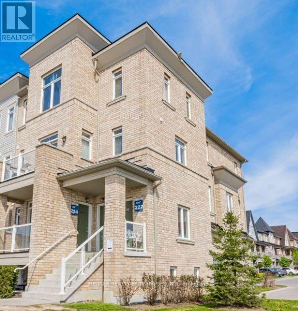 Building Photo - 1725 Adirondack Chase