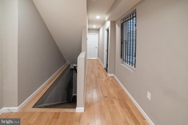 Building Photo - 1715 W Berks St