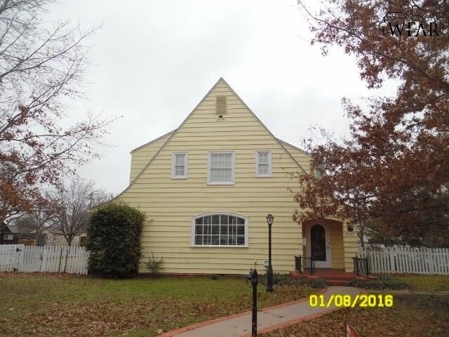 Primary Photo - 2401 Bullington St