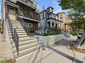 Building Photo - 59 Hauxhurst Ave