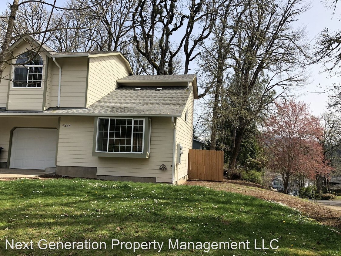Foto principal - 4368 Forsythia St
