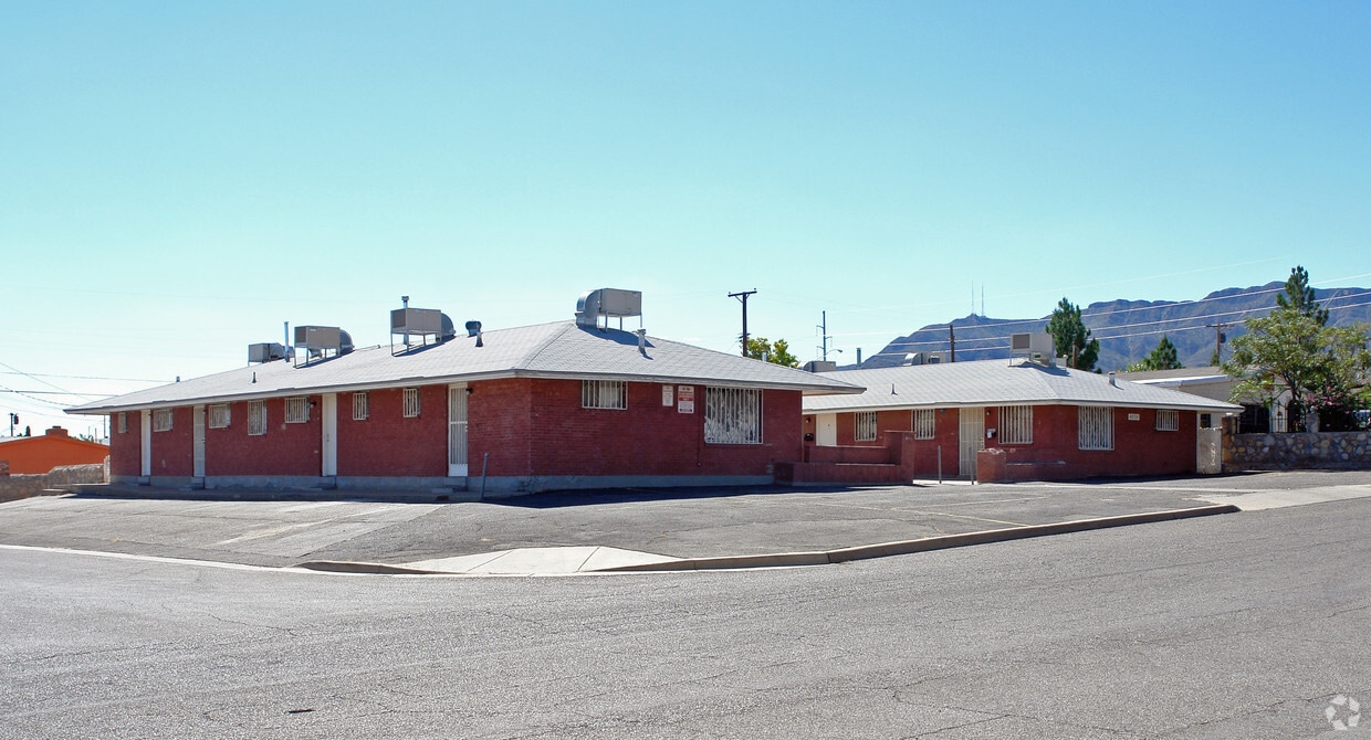 Primary Photo - 4030 Leavell Ave
