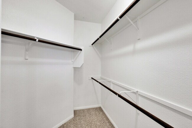 Foto del edificio - 145 Pine Island Ln