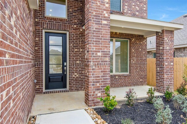 Building Photo - 31730 Silverthorne Bush Dr