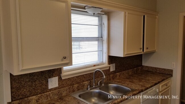 Foto del edificio - 5603 Amherst St