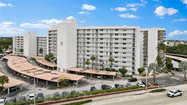 Foto del edificio - 2731 NE 14th Street Causeway