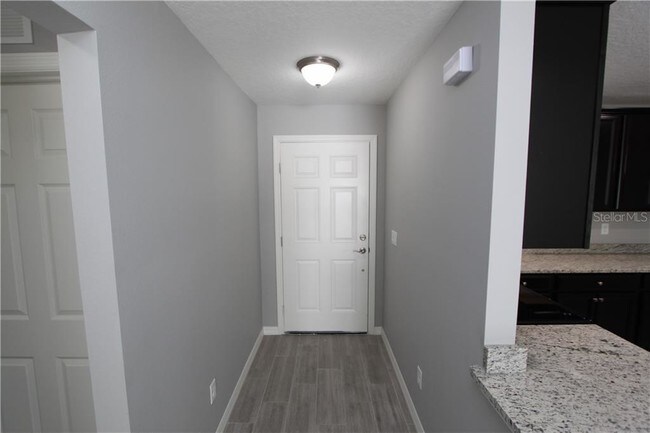 Building Photo - 2625 Glenlock Ct