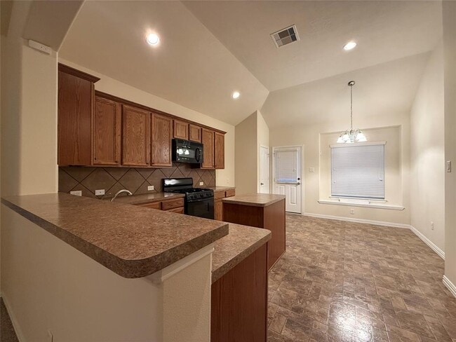 Building Photo - 8010 Rowena Dale Dr