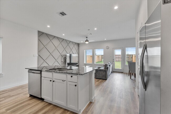 Foto del edificio - 10116 Penryn Frst Trl