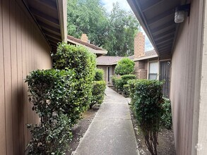 Building Photo - 5612 Cascade Ct