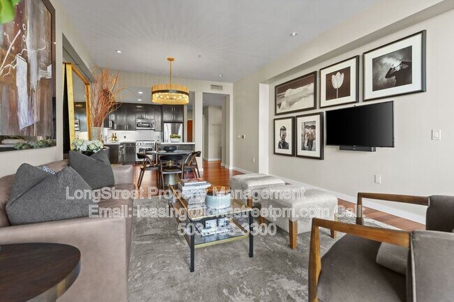 Foto del edificio - 1025 NW Couch St