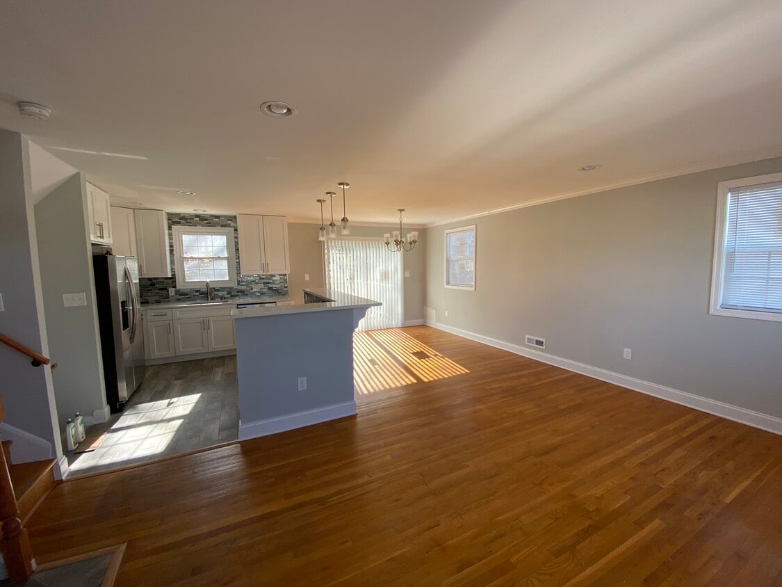 5 Wendslow Pl, Timonium, MD 21093 House Rental in Timonium, MD