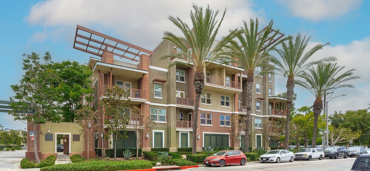 Photo - 12842 Palm Street Unit 101