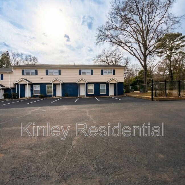 Building Photo - 617 Key St